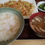 大衆食堂すずめ - ホルモン定食