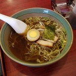 南海園 - ラーメン  通常は400円ですがランチセットは150円？(⊙_⊙)