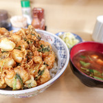 天健 - ボリューム満点かき揚げ丼