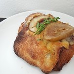 パンドール - 【2017.09】いちぢくとショコラのクロワッサンダマンド(220円+税)