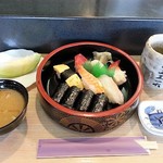 Ikezushi - 並寿司　1080円