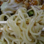 ラッキー飯店 - スタミナ冷やしダブル（2玉）930円　麺アップ