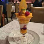 資生堂パーラー - 沖縄県 八重山諸島産 アップルマンゴーのパフェ
