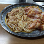 ほがらか屋 - シロ、豚バラ