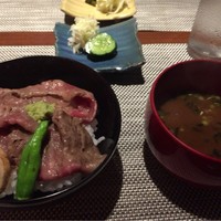 いまここ - かつべ牛の丼