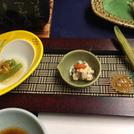 山の神温泉　優香苑 - 夕食…前菜(山菜みず被せ琥珀、白和え、焼姫竹の子)