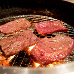 炭焼 金竜山 - カルビ