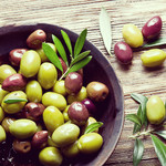 ・"Olive": Green (Chalkidiki species) & Black (Kalamata species)