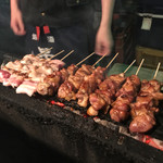 Yakitori Yatai - 焼いてるところね〜