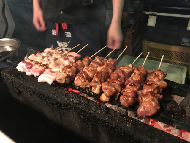 焼き鳥屋台 平和通 焼鳥 食べログ