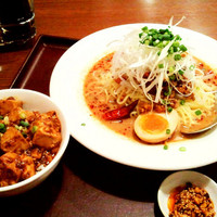 過門香歩高里 六本木店 - 「四川冷やし担々麺とミニ麻婆丼セット」（1,200円）
