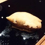 鮨小山 - 煮穴子を塩で