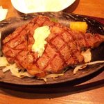 ステーキハンバーグ＆サラダバー けん - 牛サーロインステーキ