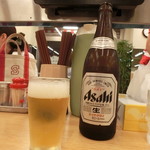 ぎょうざの満洲 - びんビール（中瓶）税込464円