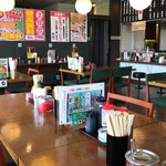 Hakata Ramen Shoufuku - 店内をパシャ
                      平日の１５時１０分