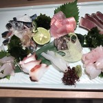 喰道 こが - 刺身盛り合わせ（3～4人前）
