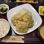 成蔵 - 霧降高原豚シャ豚ブリアン3個付け定食