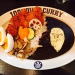 100時間カレー B&R - 5つトッピングカレー（1,070円）