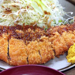 ランチのロースカツ