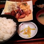 やきとり 戎 - Aランチ ご飯大盛 炭火焼チキンステーキと小えびの卵トマト炒め 700円 2017/09/05