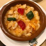 ナバラ名物 タラ、エビ、タラバガニのトマト煮