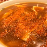 味奈登庵 - カレー南蛮そばには唐辛子だ！  
      ブチまけろ！  #BCMKR!  
