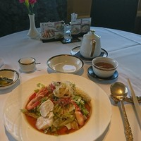 銀座アスター お茶の水賓館 - 海鮮冷麺 甘酢 ジャスミンティー