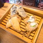 魚河岸酒場 FUKU浜金 - さつまいも天 130円、長ナス天 130円、レタスチーズ肉巻き天 280円