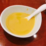 Fruttare - サービススープはかぼちゃのポタージュ