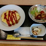 憩いの郷衣掛 - 日替わりランチ(オムライス)