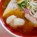 天神そば - 表面の油にどっぷり浸かった らっきょ