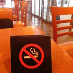 さくら珈琲ラウンジ - 一応、禁煙席です