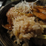 創 - ﾐﾆ豚丼ｾｯﾄ(800円)ほうじ茶米ｱｯﾌﾟ