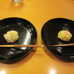 懐石料理 はし本 - お菓子：ユリ根の練り切りで作った菊のきんとん