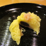 懐石料理 はし本 - 菊のきんとん　断面写真