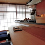 お料理 とみやま - 店内のカウンター