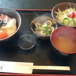 きたじま - まぐろととろろご飯のセット