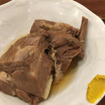 お通し(タンの角煮)