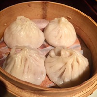 虎萬元 南青山店 - 小籠包    本場を彷彿とさせる美味しさ♪