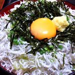 海鮮料理の店　岩沢 - 釜揚げシラス丼