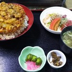 海鮮茶屋 活き活き亭 - あさりかき揚げ丼