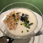 ワインレストラン ドミナス - アキテーヌ産キャビア添えのアミューズ