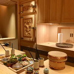 祇園 鮨 忠保 - 店内