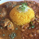 ご飯は大盛り無料。ルーが多いので、大盛りでも大丈夫