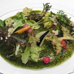 ア・ニュ ルトゥルヴェ・ヴー - 新ワカメのジュレと産地直送こだわり野菜