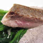 ア・ニュ ルトゥルヴェ・ヴー - 真鯛のポワレ　キノコソースＵＰ１