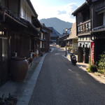 尾崎酒店 - 中町から関地蔵院を望む