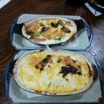 洋食いしだ - 上がミックスグラタン、下がライスグラタン