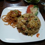 洋食いしだ - 焼き飯スペシャル大盛り