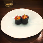 心粋厨房 獬 - 本鮪と雲丹を海苔と生春巻で巻いたもの